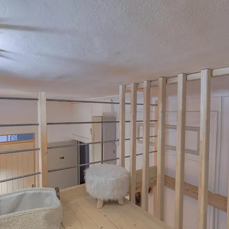 Duplex De Caractere A Cordeliers *