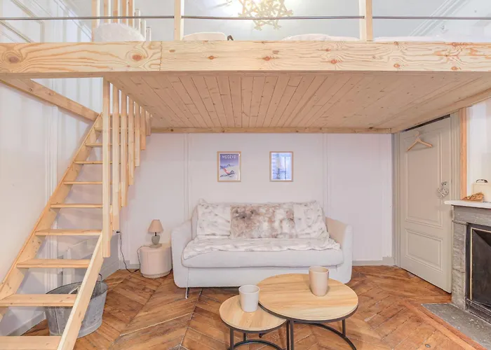 Duplex De Caractere A Cordeliers 리옹